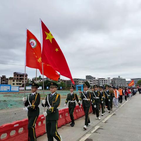 远足暨祭奠英烈活动