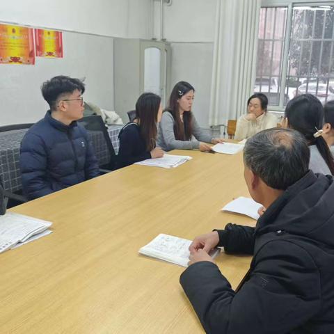 平邑县蒙阳新星学校五年级上册语文组1-4单元复习教研活动总结报告