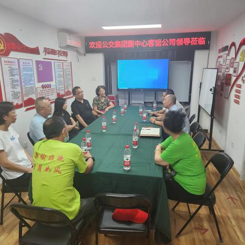 实地走访，探讨民情，真情调研，了解民诉。