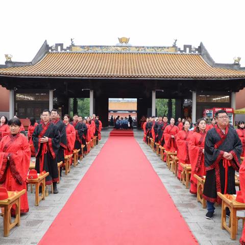 破蒙启智 | 开笔承慧——2022级彩虹1班孔庙开笔礼活动