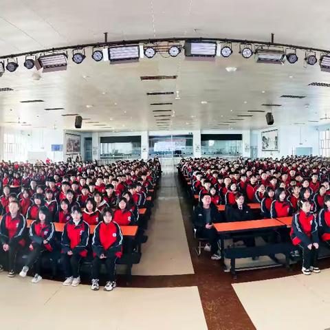 张家口市实验中学（原沙岭子中学） 开展﻿《法制安全开学第一课》活动