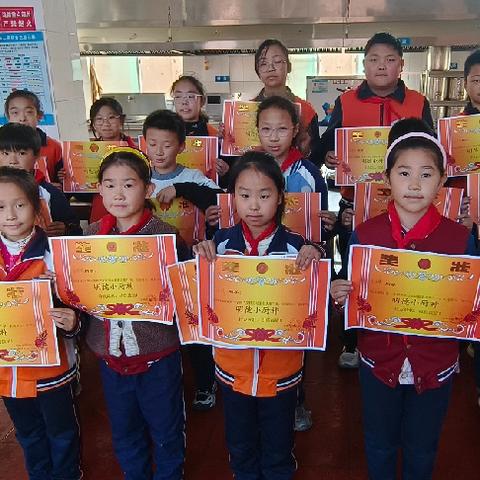 烹燃心动，味暖校园 ——明德小学厨艺大赛圆满落幕