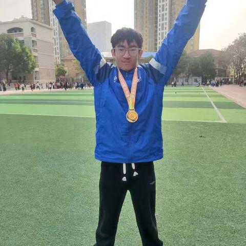 阿奎利亚学校金牌荣耀