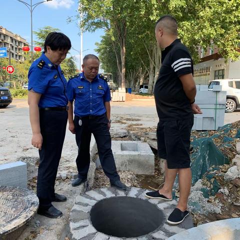 开封市市政工程质量监督站对在建项目进行雨后开复工安全检查