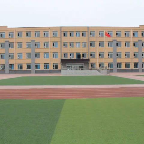 学习二十大 争做新时代好少年——富锋镇中心小学主题升旗仪式