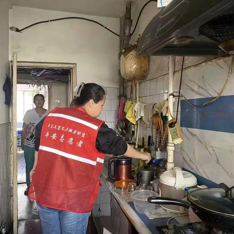 “党建+服务 分类我先行”共乐街道福乐湾社区生活垃圾分类宣传活动