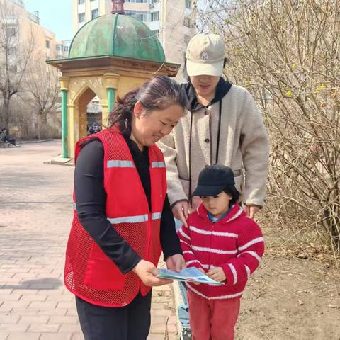 五一践行分类新风 共建美好宜居家园 福乐湾社区生活垃圾分类宣传活动