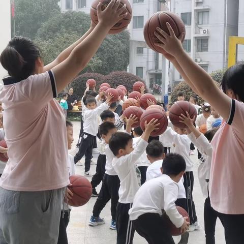 活力早操展风采 家园共育齐合力———合肥瑶海月亮湾幼儿园