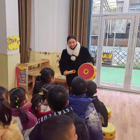 百变万能 童心巧匠 ————小三班精彩回顾