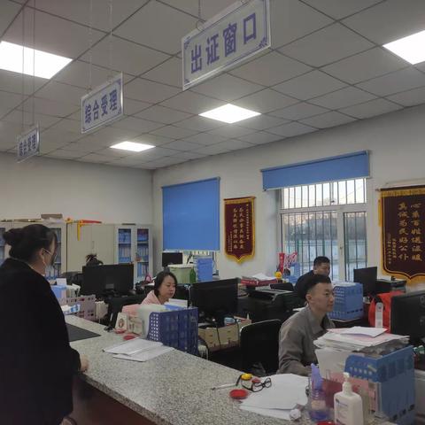 节前检查“敲警钟” 锲而不舍纠“四风”——和平街道开展节前纪律作风监督检查