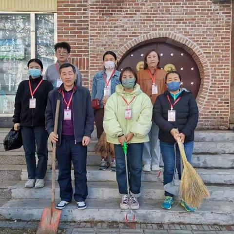 五里沟街道和平里社区组织爱国卫生月志愿活动