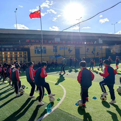 百舸争流同台竞，体育赛课展风采——永丰堡小学教师参加区优质课比赛活动