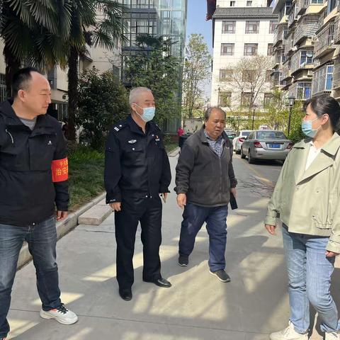 多方联动 共建文明小区