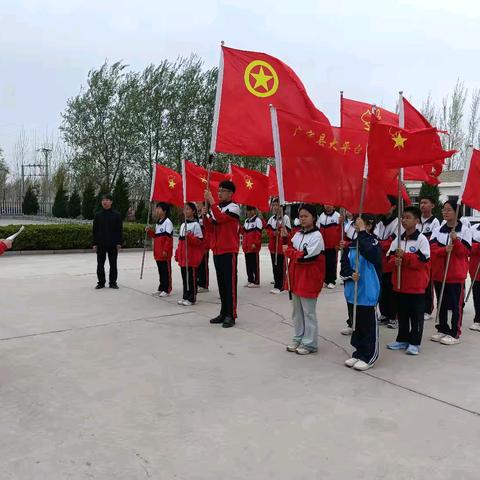 缅怀革命先烈 赓续英烈精神 ———广宗五中清明祭英烈主题活动