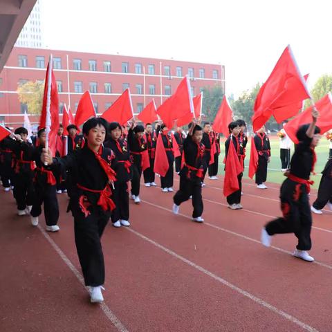 唐山市友谊中学第三十一届秋季运动会胜利闭幕