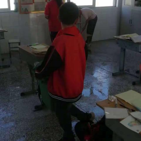 群力小学巩卫纪实
