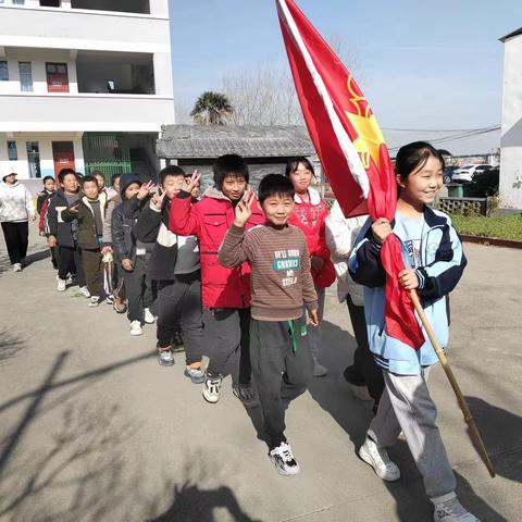 迎风奔跑 逐梦冬日——嫘祖谢庄小学冬季越野赛