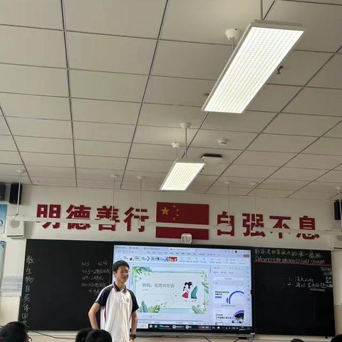 晨光中的成长，汗水里的荣光——致海川高中师生与家长的温情记录