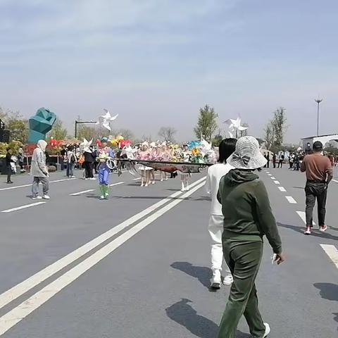 去“荷兰”，观花海