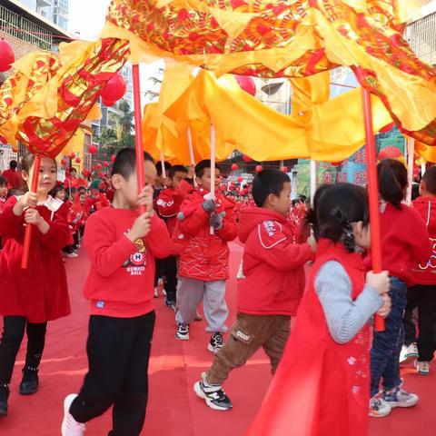 “繁华盛世   萌娃闹新春”——上林县东方幼儿园喜迎元旦系列活动