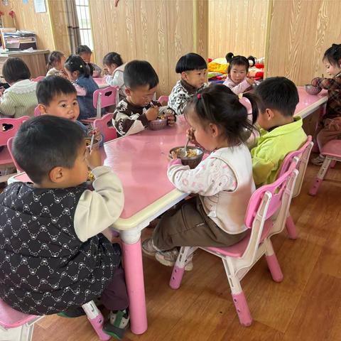 稚趣“食”光 “食”刻相伴——太山庙幼儿园午餐分享