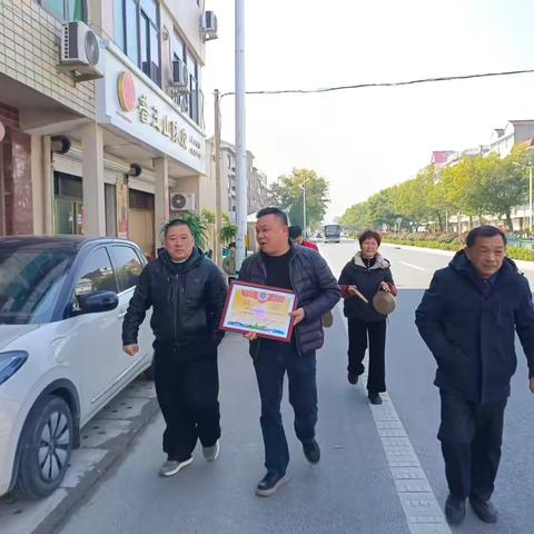 慰问现役军人家属：春风送暖，情系家国