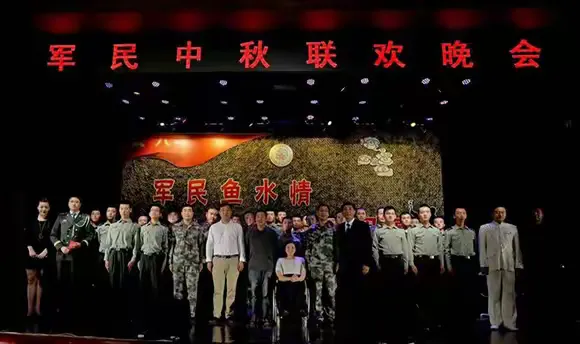 简篇-拥军铸就无悔人生
——记全国爱国拥军模范张洪杰