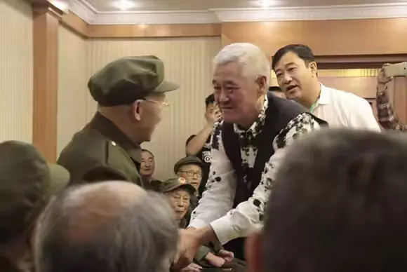 简篇-拥军铸就无悔人生
——记全国爱国拥军模范张洪杰