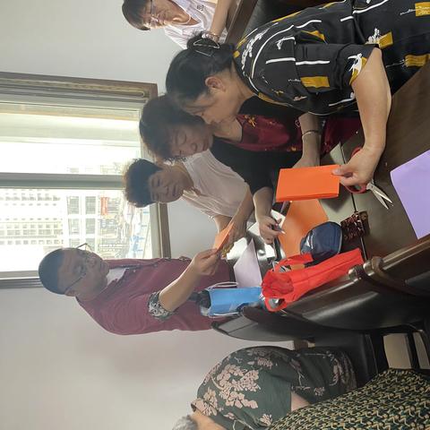 【新时代文明实践站】全福街道北全福社区科普大学之“纸为传承剪出精彩”