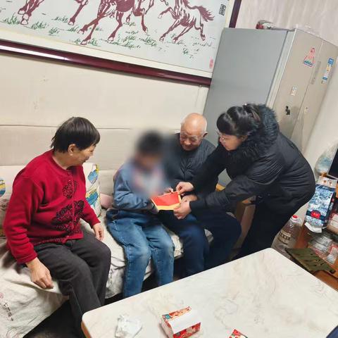 关爱困境儿童，送温暖迎新年