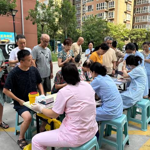 做好“五癌”筛查 守护居民健康—东泰社区开展城市防癌义诊公益活动