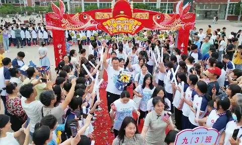 奋斗九载 筑梦今朝——记乐平市第五中学举行毕业生送别仪式