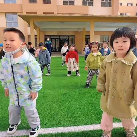 黎明小学附属幼儿园~小二班~周回顾