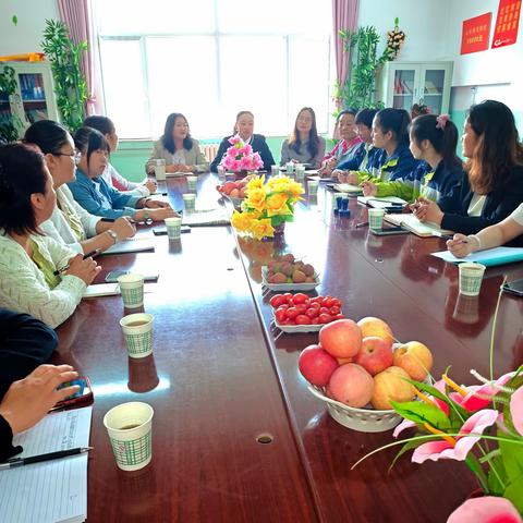 观察儿童  解读儿童 支持儿童 第五联盟园“如何撰写观察记录培训”活动