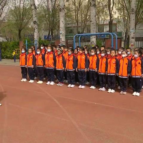 闻韶小学2021级5班家长进课堂－快乐体能课