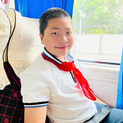 【智行图南】重庆复旦中学初二年级十二班丨“朔九秩荣光 启少年新程”初2023 级14岁集体生日研学活动