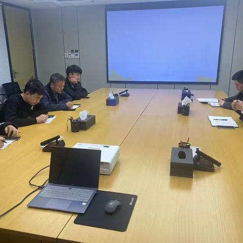 自贸服贸管办约谈园区建设工程项目责任单位