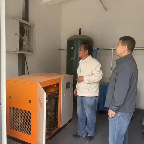 自贸服贸管办对园区汽车4S店进行消防安全检查