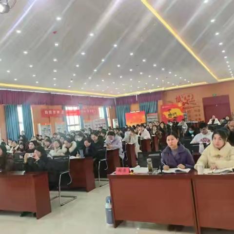 精研共进，“英”你而美——金乡县初中英语教学视导及优质课总结活动在我校举行