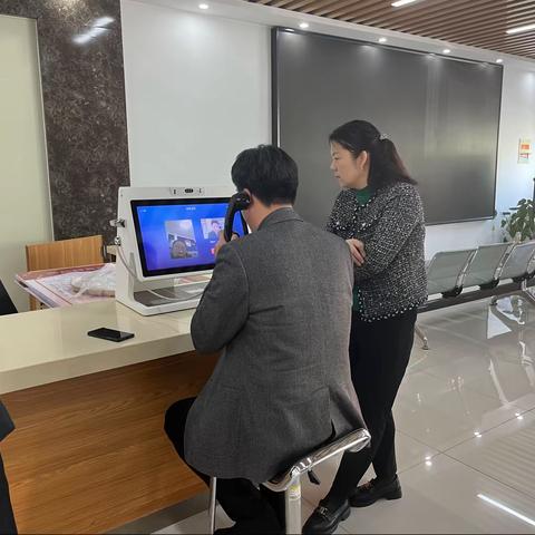 区信访局副局长李军一行到玉清湖指导“泉城帮办，随访连线”工作