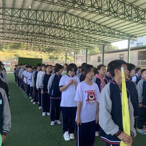铜仁三中学七年级（6）、（10）班2023年“点燃激情，励志感恩”秋季研学实践活动