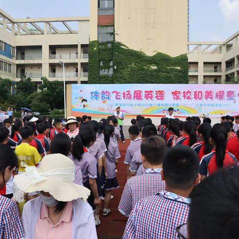 “5·26全国爱路护路日”贵溪站多元宣传筑牢铁路安全防线