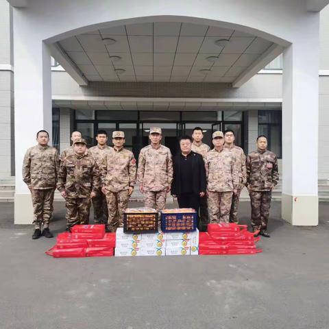 王舍人街道开展慰问役前教育新兵活动
