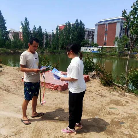 落堤社区开展抵制邪教宣传教育活动