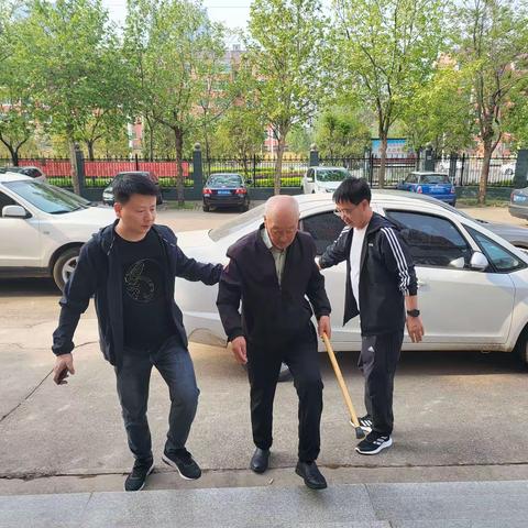 免费健康体检   情暖退役老兵