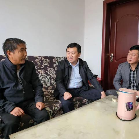 三门峡市退役军人事务局领导到我县开展节前慰问活动