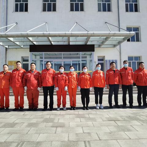 清洁环境，我为先锋——机关党支部四月份主题党日活动