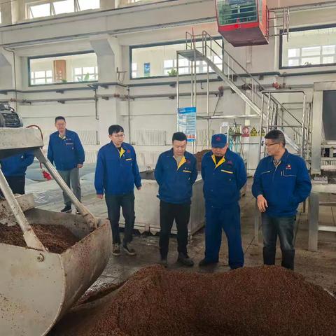 伊力特酿酒四厂安全培训教育走进车间现场