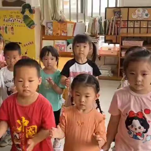 歌曲《我爱我的幼儿园》