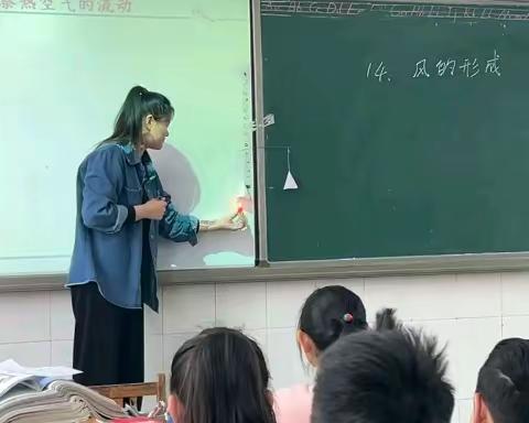 关爱学生幸福成长一一科学实验社团活动